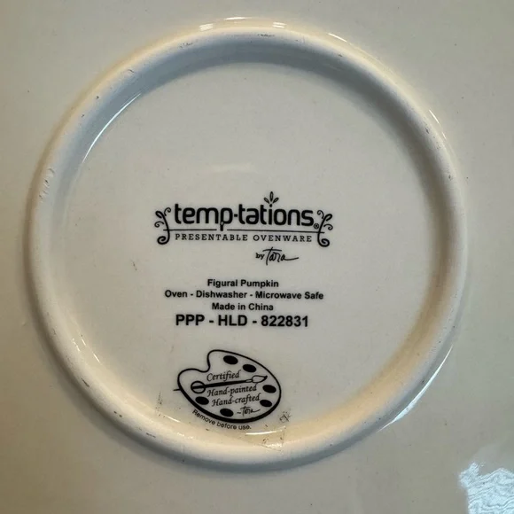 Temptations Tara Thanksgiving Fall Old World Pumpkin Patch Bundt Cake Pan Lid - Picture 7 of 10